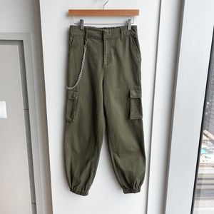 Forever 21 Green Cargo Jogger Pants - Size S